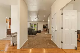 2640 Nile St, Klamath Falls, OR 97603 - Photo 7