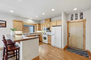 2737 NW Skyliners Rd, Bend, OR 97703 - Photo 9