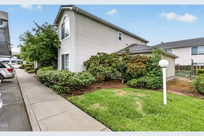 [Address not provided], Medford, OR 97504 - Photo 37