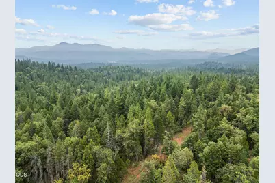 9433 W Evans Creek Road, Rogue River, OR 97537 - Photo 21