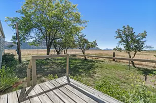 28089 Modoc Point Rd, Chiloquin, OR 97624 - Photo 37