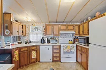 1405 Willow Lane, Grants Pass, OR 97527 - Photo 15