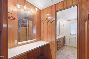 1405 Willow Ln, Grants Pass, OR 97527 - Photo 7