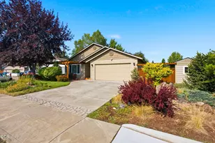 62815 Snowcap Ct, Bend, OR 97701 - Photo 35
