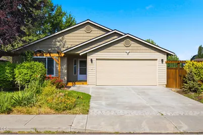62815 Snowcap Court, Bend, OR 97701 - Photo 1