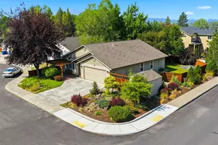 62815 Snowcap Ct, Bend, OR 97701 - Photo 31