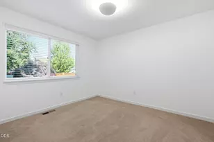62815 Snowcap Ct, Bend, OR 97701 - Photo 13
