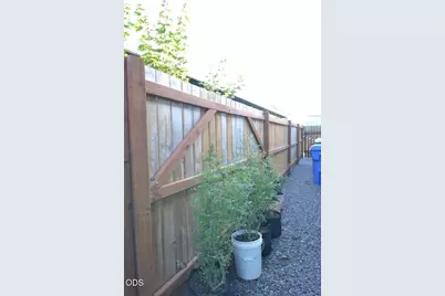 450 Saint Clair Way, Eagle Point, OR 97524 - Photo 23