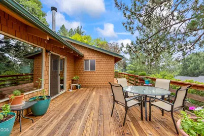 733 NW Saginaw Avenue, Bend, OR 97703 - Photo 21