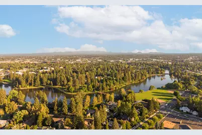 733 NW Saginaw Avenue, Bend, OR 97703 - Photo 41
