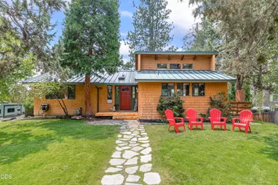 733 NW Saginaw Avenue, Bend, OR 97703 - Photo 1