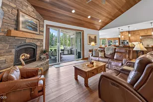 17121 Merganser Dr, Bend, OR 97707 - Photo 11