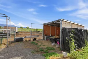 4799 SW Williams Rd, Powell Butte, OR 97753 - Photo 51