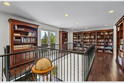 62354 Erickson Road, Bend, OR 97701 - Photo 9