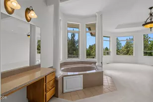 62354 NE Erickson Rd, Bend, OR 97701 - Photo 17