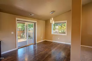 2196 Crestbrook Rd, Medford, OR 97504 - Photo 17