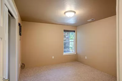 2196 Crestbrook Road, Medford, OR 97504 - Photo 21