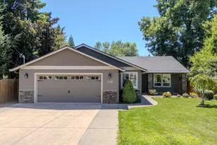 2196 Crestbrook Rd, Medford, OR 97504 - Photo 1