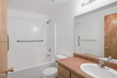 560 Schumacher Street, Cave Junction, OR 97523 - Photo 11