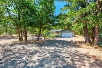 560 Schumacher Street, Cave Junction, OR 97523 - Photo 35