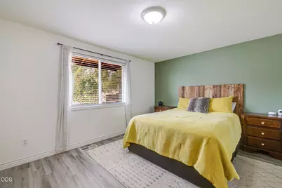 136 SE G Street, Madras, OR 97741 - Photo 13