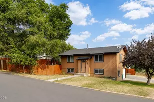 136 SE G St, Madras, OR 97741 - Photo 1