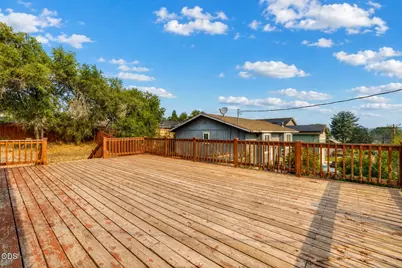 136 SE G Street, Madras, OR 97741 - Photo 25