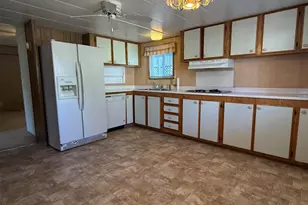 3500 Summers Ln, Klamath Falls, OR 97603 - Photo 11