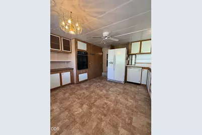 3500 Summers Lane #UNIT 10, Klamath Falls, OR 97603 - Photo 9