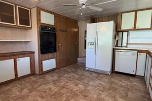 3500 Summers Ln, Klamath Falls, OR 97603 - Photo 9