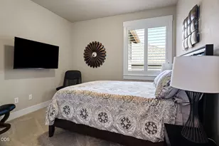2541 NW Pine Terrace Dr, Bend, OR 97703 - Photo 15