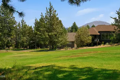 2541 NW Pine Terrace Drive, Bend, OR 97703 - Photo 21