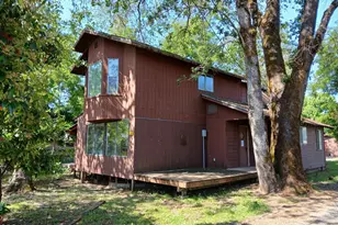1340 Dowell Rd, Grants Pass, OR 97527 - Photo 1