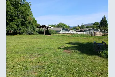 1340 Dowell Road, Grants Pass, OR 97527 - Photo 7
