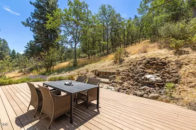 6818 Coopers Hawk Road, Klamath Falls, OR 97601 - Photo 55