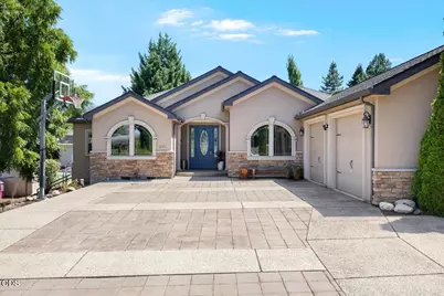 2720 Montara Drive, Medford, OR 97504 - Photo 1