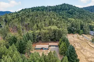 530 Ingalls Ln, Wilderville, OR 97543 - Photo 3