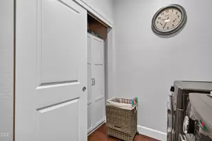 453 S Haskell St, Central Point, OR 97502 - Photo 21