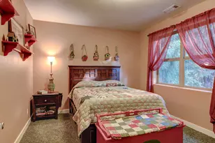 9530 S F Little Butte Rd, Eagle Point, OR 97524 - Photo 51