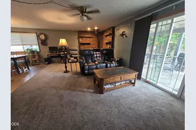 1158 Douglas Street, Medford, OR 97501 - Photo 9