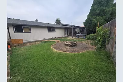 1158 Douglas Street, Medford, OR 97501 - Photo 3