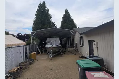 1158 Douglas Street, Medford, OR 97501 - Photo 15