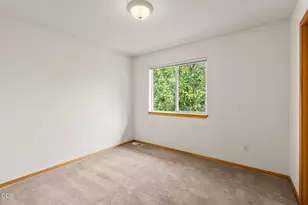 1141 Golden Pheasant Dr, Redmond, OR 97756 - Photo 13