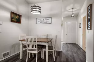 11431 NW Morrow Ave, Prineville, OR 97754 - Photo 5