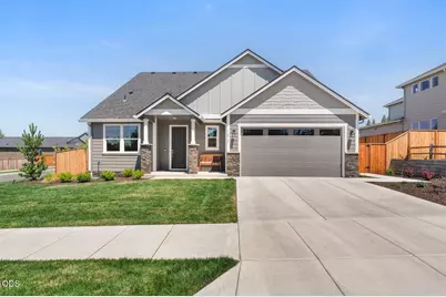 1516 Poppy Ridge Drive, Eagle Point, OR 97524 - Photo 1