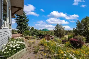 59641 Calgary Loop, Bend, OR 97702 - Photo 65