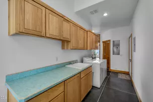 59641 Calgary Loop, Bend, OR 97702 - Photo 53