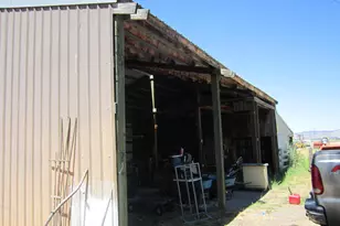 760 Miller Island Rd, Klamath Falls, OR 97603 - Photo 23