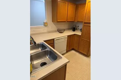 2245 SW Star Drive, Grants Pass, OR 97527 - Photo 5