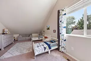 3353 NE Collier Ct, Bend, OR 97701 - Photo 23